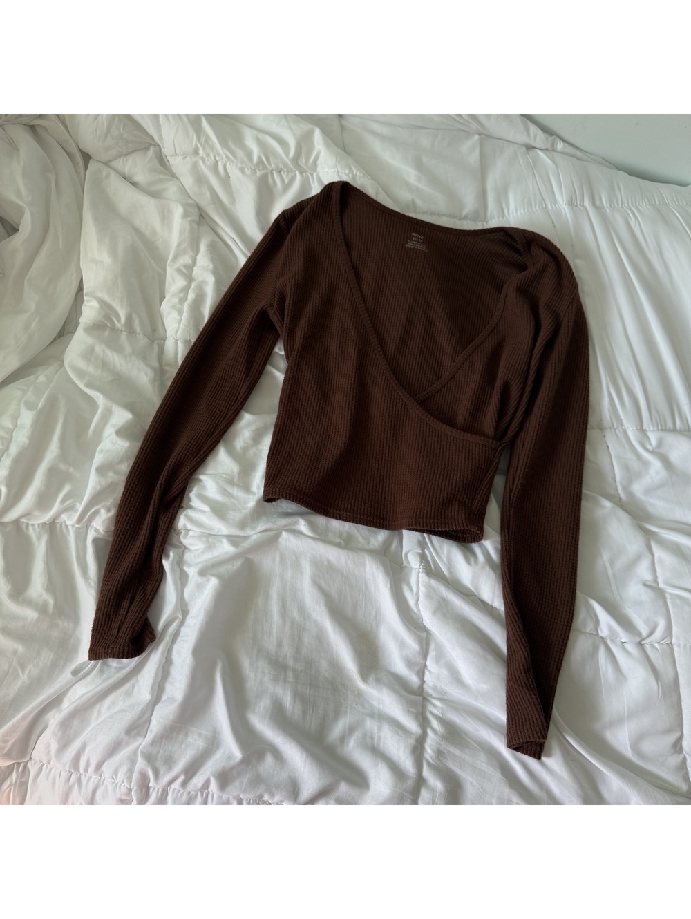 aerie brown cross over sweater xs